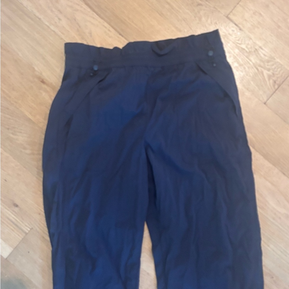 Athleta 
Trekkie High Rise Parachute Pant - Picture 8 of 8